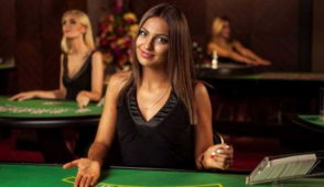 Play Spaceman for Free and Explore Book of Dead and Book of Ra Deluxe at Betano Online Casino