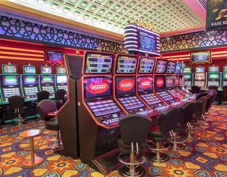 Compare Ruby Slots Casino, MrO Casino, and Limitless Casino: A Comprehensive Review