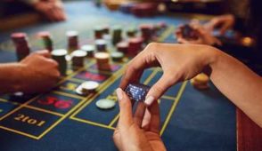 Exploring the Best Online Casino Games Live Dealers Slots Poker and Events in Ontario and Las Vegas