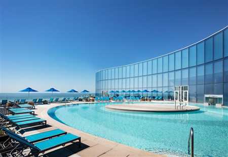 Discover Luxury: Beach Resort in Atlantic City with Free WiFi, 5 Restaurants & Casino