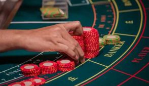 Exploring Risk-Free Gambling and Technological Innovations in Australian Online Casinos