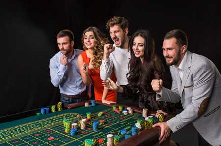 Top Poker Rooms on the Strip: Remembering Flamingo's Best, and Do Free Drinks Still Exist?