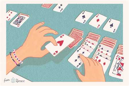 Understanding Card Game Rules: How Each Player Starts with Eight Cards and Manages Personal Rows